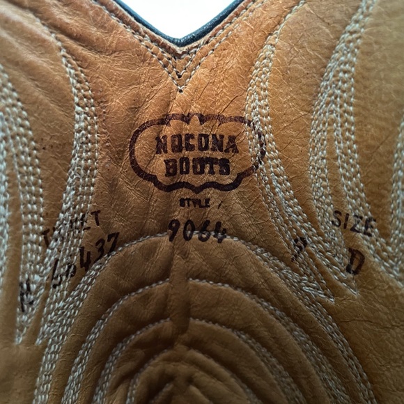 Nocona Men’s Brown Alligator Cowboy Boots Size 9D - Picture 8 of 12